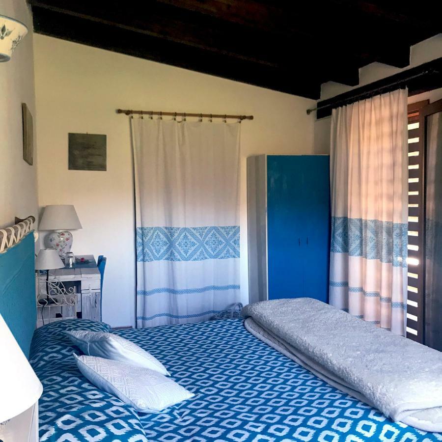 B&B La Tasgia Aggius Екстер'єр фото